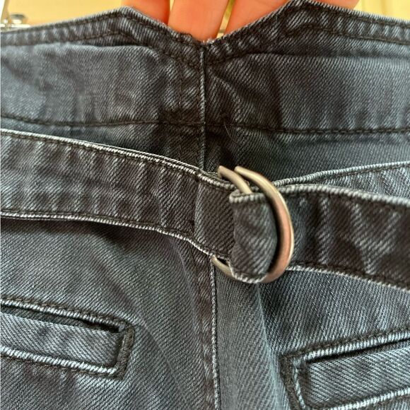 Free People black, distressed ankle length jeans, button closure, back strap, 0 - Picture 10 of 12